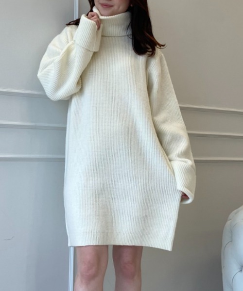 EIMY ISTOIRE(エイミーイストワール)の「オフロールルーズニットミニワンピース(ワンピース・レディース・ブラック/ライトイエロー/ホワイト/ブラウン/ピンク/ミント・FREE)」の2枚目の写真