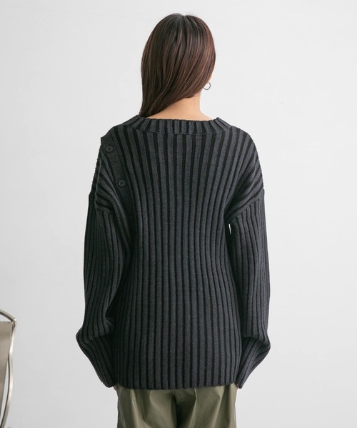 KBF(ケイビーエフ)の「アシメオープンデザインリブニット(ニット/セーター・レディース・ネイビー/グリーン/ベージュ系その他・ONE)」の6枚目の写真