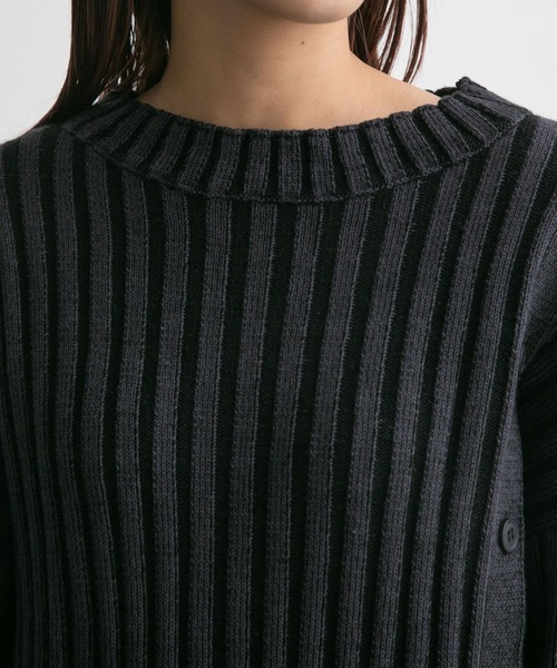 KBF(ケイビーエフ)の「アシメオープンデザインリブニット(ニット/セーター・レディース・ネイビー/グリーン/ベージュ系その他・ONE)」の7枚目の写真