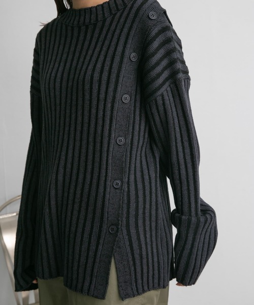 KBF(ケイビーエフ)の「アシメオープンデザインリブニット(ニット/セーター・レディース・ネイビー/グリーン/ベージュ系その他・ONE)」の11枚目の写真
