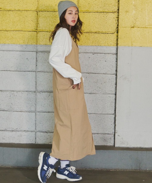 Auntie Rosa Holiday（アンティローザホリデー）の「ナイロンフィッシングジャンスカ（ジャンパースカート・レディース・ブラック/ベージュ・FREE）」の4枚目の写真