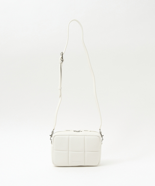 ADD CULUMN（アドカラム）の「【ADD CULUMN】スクエアショルダーバッグ（ショルダーバッグ・レディース・ベージュ/ホワイト・フリー）」の5枚目の写真