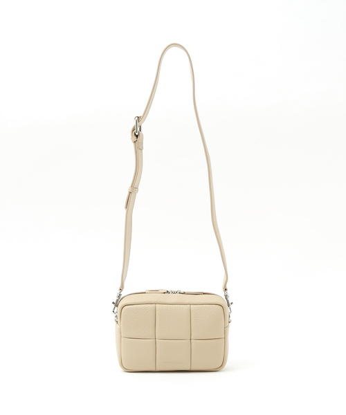 ADD CULUMN（アドカラム）の「【ADD CULUMN】スクエアショルダーバッグ（ショルダーバッグ・レディース・ベージュ/ホワイト・フリー）」の17枚目の写真