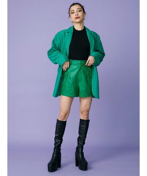 EVRIS（エヴリス）の「フェイクレザーサイドポケットショートパンツ（その他パンツ・レディース・グリーン/ブラック/ホワイト・MEDIUM/SMALL）」の7枚目の写真