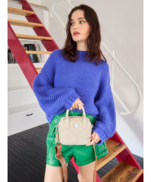 EVRIS（エヴリス）の「フェイクレザーサイドポケットショートパンツ（その他パンツ・レディース・グリーン/ブラック/ホワイト・MEDIUM/SMALL）」の9枚目の写真