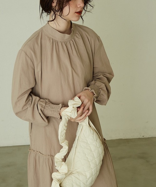 paravion(パラビオン)の「【トレンドのドロストデザイン】【長さの調整可能】ソフトキルトショルダーバッグ(ショルダーバッグ・レディース・ベージュ/アイボリー/ブラック・FREE)」の9枚目の写真