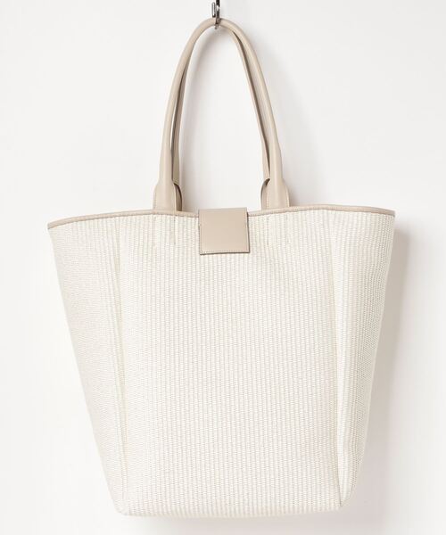 Banana Republic(バナナリパブリック)の「Corso レザートートバッグ(トートバッグ・レディース・ホワイト系その他・ONE SIZE)」の2枚目の写真
