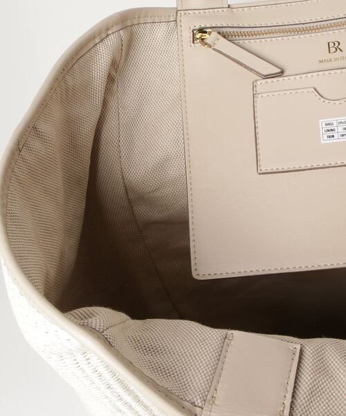 Banana Republic(バナナリパブリック)の「Corso レザートートバッグ(トートバッグ・レディース・ホワイト系その他・ONE SIZE)」の4枚目の写真