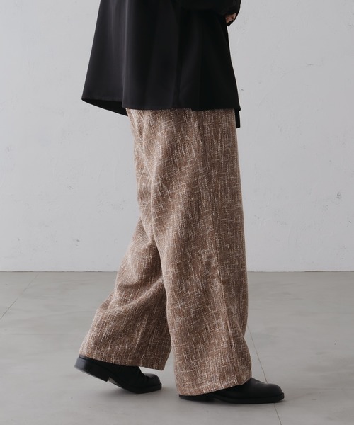 epnok(エプノック)の「ワイドストレートツイードスラックス(スラックス・メンズ・ベージュ/ブラウン/ブラック・SMALL/MEDIUM/LARGE)」の9枚目の写真