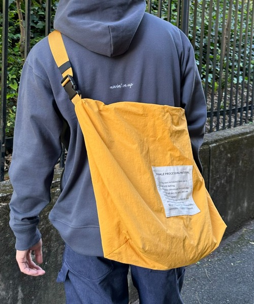CIAOPANIC TYPY(チャオパニックティピー)の「【ユニセックス】ナイロンショルダーバッグ(ショルダーバッグ・メンズ・イエロー/ホワイト/ブラック/カーキ/サックスブルー/グレー/ネイビー/オレンジ/グレー系その他・ONE SIZE)」の1枚目の写真