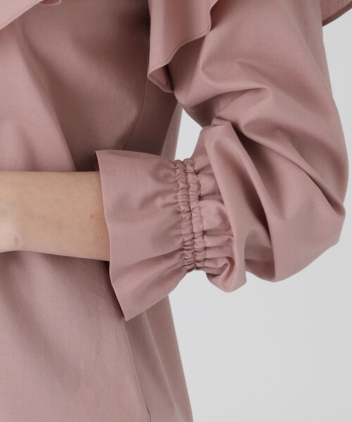 BLUE LABEL CRESTBRIDGE（ブルーレーベルクレストブリッジ）の「ハーブカラーエアリーローンブラウス（シャツ/ブラウス・レディース・ベージュ/ダークネイビー/ピンク系その他2・38/36）」の6枚目の写真