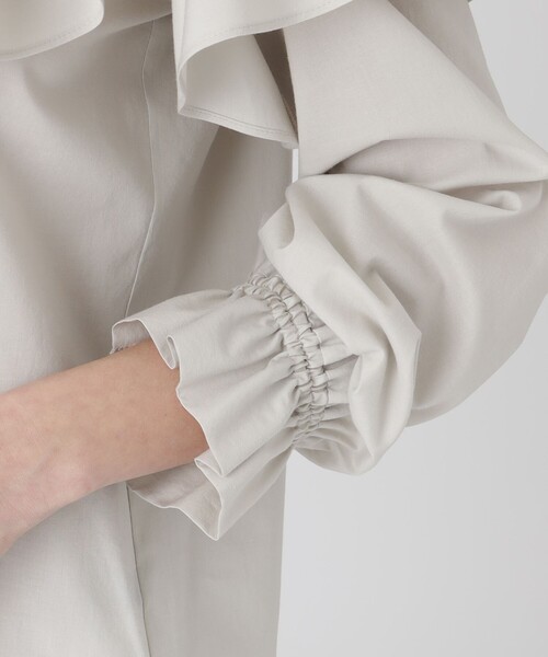 BLUE LABEL CRESTBRIDGE（ブルーレーベルクレストブリッジ）の「ハーブカラーエアリーローンブラウス（シャツ/ブラウス・レディース・ベージュ/ダークネイビー/ピンク系その他2・38/36）」の13枚目の写真