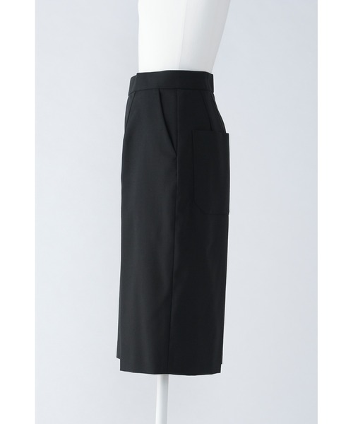 ENFOLD（エンフォルド）の「HighTwist Weave ハーフトラウザー（その他パンツ・レディース・ブラック/オフホワイト・36/38）」の10枚目の写真