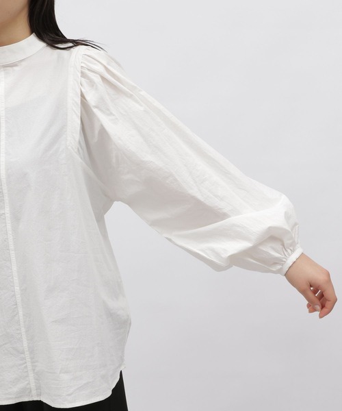 LAKOLE(ラコレ)の「ボリュームスリーブシャツ / 188327(シャツ/ブラウス・レディース・ブラック/オフホワイト・SMALL/MEDIUM)」の10枚目の写真