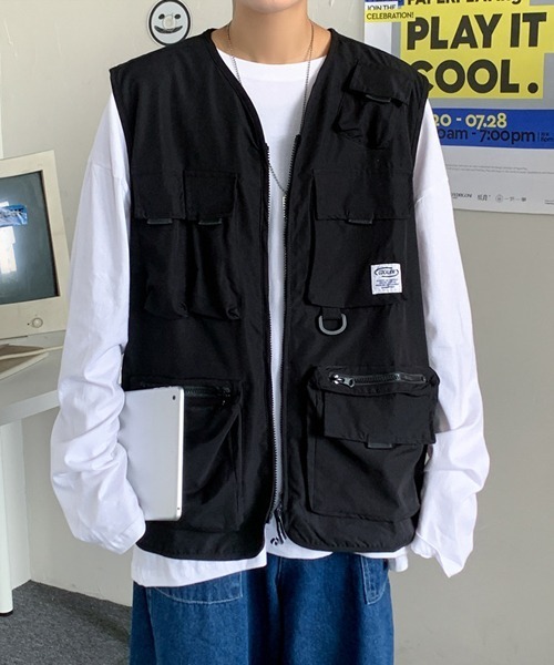 Ressaca（レサーカ）の「オーバーサイズ マルチポケット ミリタリーフィッシングワークベスト（ベスト・メンズ・ブラック/カーキ・M/L）」の2枚目の写真