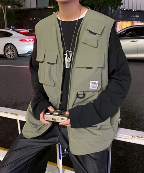 Ressaca（レサーカ）の「オーバーサイズ マルチポケット ミリタリーフィッシングワークベスト（ベスト・メンズ・ブラック/カーキ・M/L）」の8枚目の写真