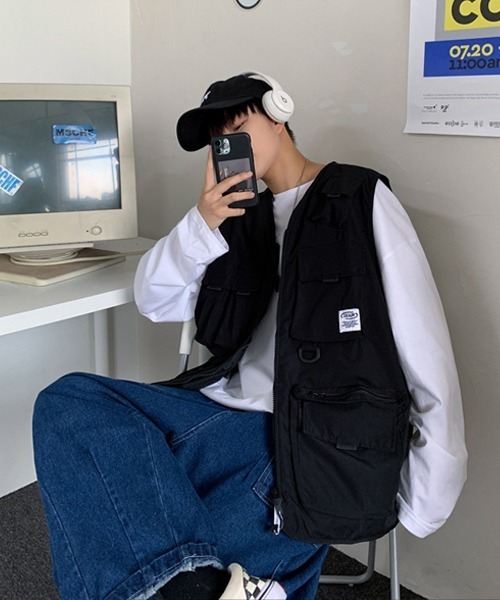 Ressaca（レサーカ）の「オーバーサイズ マルチポケット ミリタリーフィッシングワークベスト（ベスト・メンズ・ブラック/カーキ・M/L）」の4枚目の写真