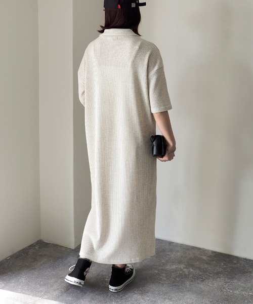 Riberry(リベリー)の「ワッフルハーフジップ半袖ワンピース(シャツワンピース・レディース・ブラック/オートミール・FREE)」の9枚目の写真