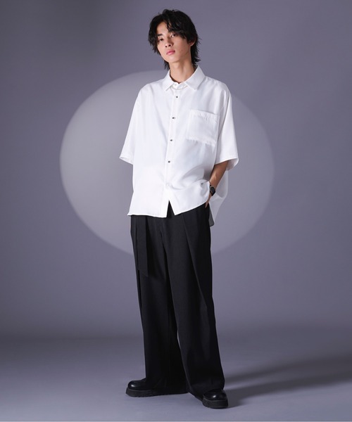 Ellno Loset（エルノロゼット）の「チェーン付シャツ（シャツ/ブラウス・メンズ・ブラック/オフホワイト・SMALL/MEDIUM/LARGE）」の8枚目の写真