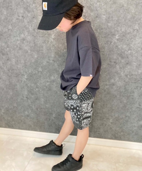 THE CASUAL(カジュアル)の「総柄ハーフパンツ(その他パンツ・キッズ・チャコール/ベージュ/グリーン/グレー系その他/ブラック/ブラック系その他・110cm/120cm/130cm/140cm/150cm/160cm/100cm)」の2枚目の写真