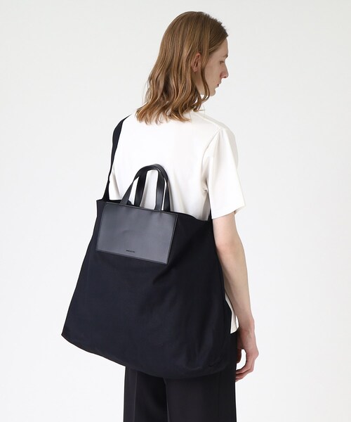 tk.TAKEO KIKUCHI（ティーケータケオキクチ）の「◆ADAMPATEK 別注 キャンバス×シンセティックレザービッグショルダートートバッグ（トートバッグ・メンズ・ブラック・00）」の13枚目の写真