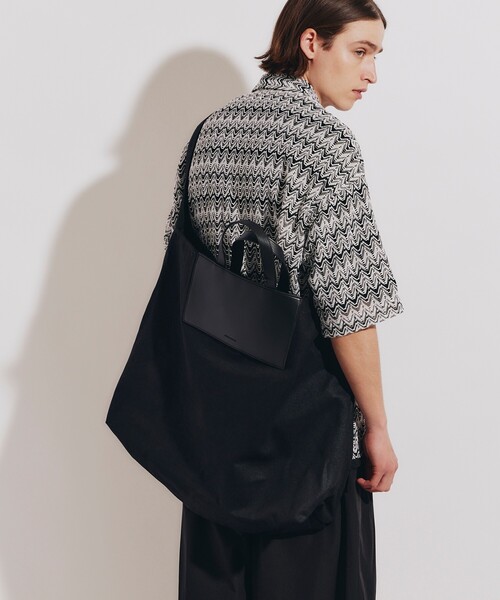 tk.TAKEO KIKUCHI（ティーケータケオキクチ）の「◆ADAMPATEK 別注 キャンバス×シンセティックレザービッグショルダートートバッグ（トートバッグ・メンズ・ブラック・00）」の16枚目の写真