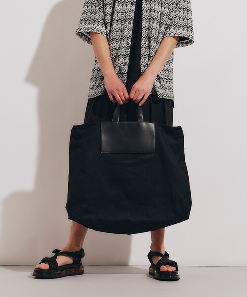 tk.TAKEO KIKUCHI（ティーケータケオキクチ）の「◆ADAMPATEK 別注 キャンバス×シンセティックレザービッグショルダートートバッグ（トートバッグ・メンズ・ブラック・00）」の18枚目の写真