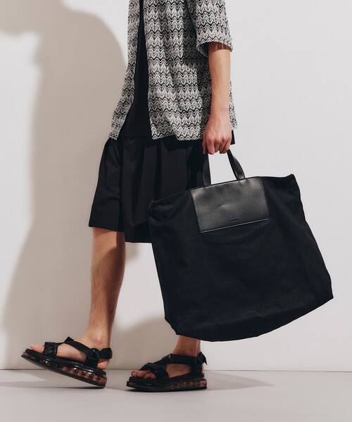 tk.TAKEO KIKUCHI（ティーケータケオキクチ）の「◆ADAMPATEK 別注 キャンバス×シンセティックレザービッグショルダートートバッグ（トートバッグ・メンズ・ブラック・00）」の19枚目の写真