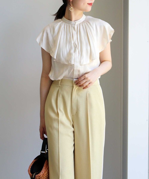 Jines(ジネス)の「割繊サテン ケープカラーブラウス(シャツ/ブラウス・レディース・ベージュ/レッド/カーキ・38)」の15枚目の写真