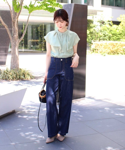 Jines(ジネス)の「割繊サテン ケープカラーブラウス(シャツ/ブラウス・レディース・ベージュ/レッド/カーキ・38)」の18枚目の写真