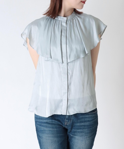 Jines(ジネス)の「割繊サテン ケープカラーブラウス(シャツ/ブラウス・レディース・ベージュ/レッド/カーキ・38)」の8枚目の写真