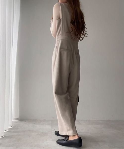 FILLOU（FILLOU）の「Vネックダブル釦サロペット（サロペット