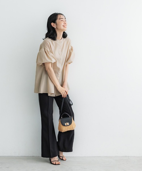 coca(coca)(コカ)の「ボリュームスリーブブラウス(シャツ/ブラウス・レディース・ライトベージュ/ブラック・M/L)」の9枚目の写真