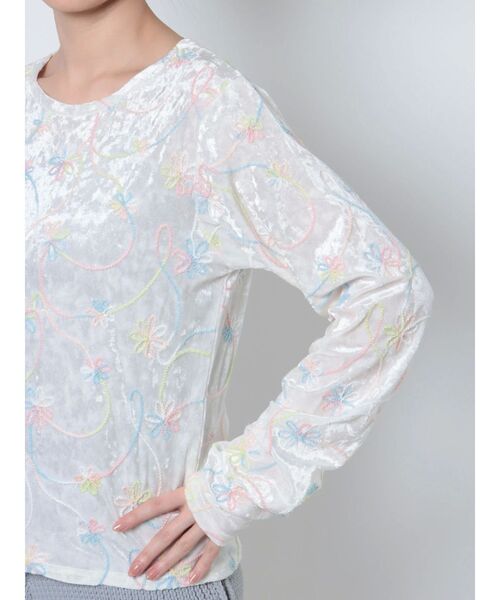 merry jenny（メリージェニー）の「ベロアflower embroidery tops（Tシャツ/カットソー・レディース・オフホワイト/グリーン・FREE）」の22枚目の写真