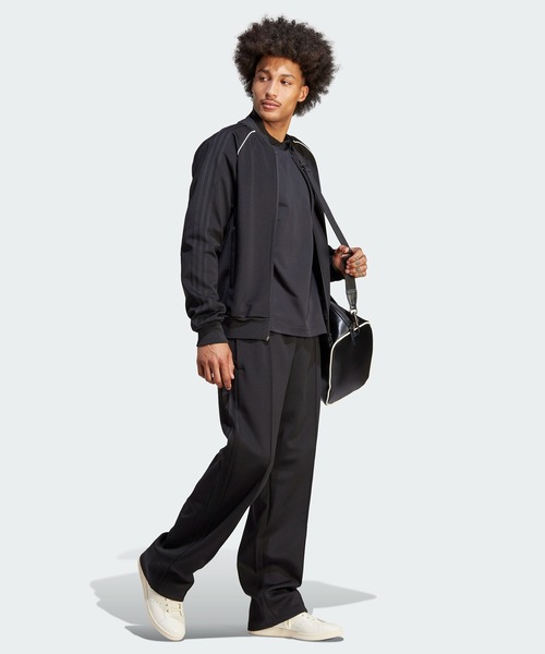 adidas（アディダス）の「BLUE VERSION SST トラックトップ