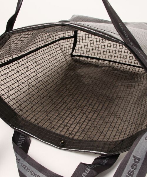 beautiful people（ビューティフルピープル）の「beautiful people plaid vinyl logo tape shoulder bag 7345611931（ショルダーバッグ・レディース・ブラック・FREE）」の6枚目の写真