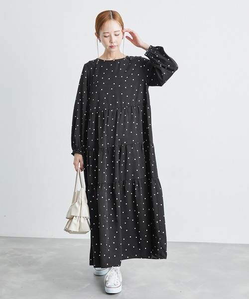 ROPE' PICNIC(ロペピクニック)の「【一部店舗限定】アソート柄ティアードワンピース(ワンピース・レディース・ブラック/ホワイト系その他/ブラック系その他・38)」の5枚目の写真