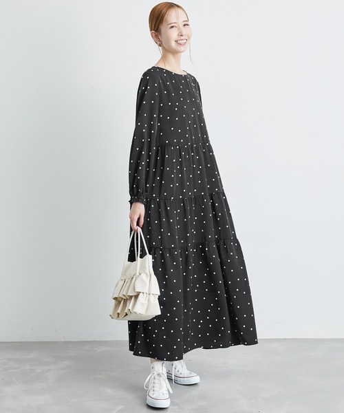 ROPE' PICNIC(ロペピクニック)の「【一部店舗限定】アソート柄ティアードワンピース(ワンピース・レディース・ブラック/ホワイト系その他/ブラック系その他・38)」の6枚目の写真