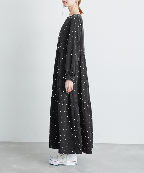 ROPE' PICNIC(ロペピクニック)の「【一部店舗限定】アソート柄ティアードワンピース(ワンピース・レディース・ブラック/ホワイト系その他/ブラック系その他・38)」の16枚目の写真
