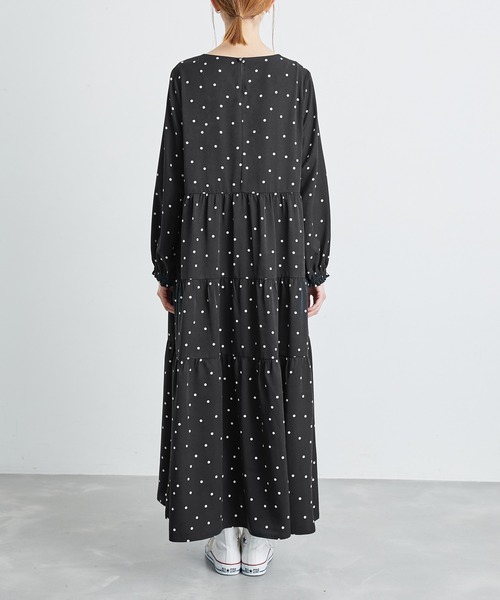 ROPE' PICNIC(ロペピクニック)の「【一部店舗限定】アソート柄ティアードワンピース(ワンピース・レディース・ブラック/ホワイト系その他/ブラック系その他・38)」の17枚目の写真