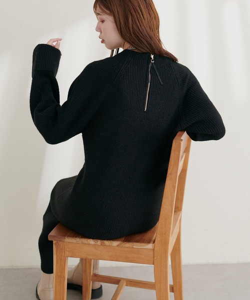 natural couture(ナチュラルクチュール)の「ZIP付き畦ニットワンピース(ワンピース・レディース・モカ/ブルー/ライトベージュ/カーキ/ブラック・FREE)」の14枚目の写真
