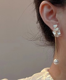 パールフラワーピアス