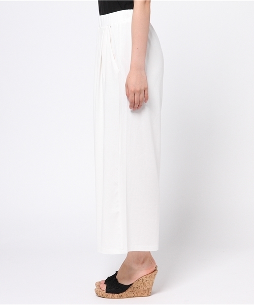 AZUL by moussy（アズールバイマウジー）の「ファイン40/-TRPu天竺ワイドPT（その他パンツ・レディース・オフホワイト/ブラック/ダークカーキ・MEDIUM/LARGE/SMALL）」の5枚目の写真