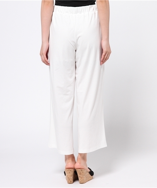 AZUL by moussy（アズールバイマウジー）の「ファイン40/-TRPu天竺ワイドPT（その他パンツ・レディース・オフホワイト/ブラック/ダークカーキ・MEDIUM/LARGE/SMALL）」の6枚目の写真