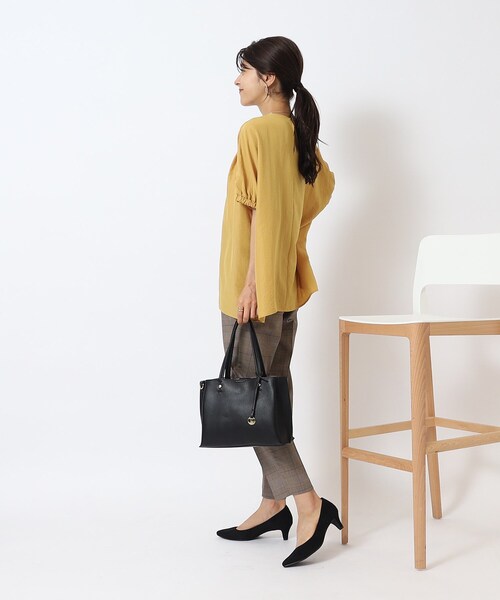 SHOO・LA・RUE（シューラルー）の「◆【軽量/2WAY】ふわっと軽いトートバッグ（トートバッグ・レディース・ブルー/ピンク系/サンドベージュ/ブラック・00）」の17枚目の写真