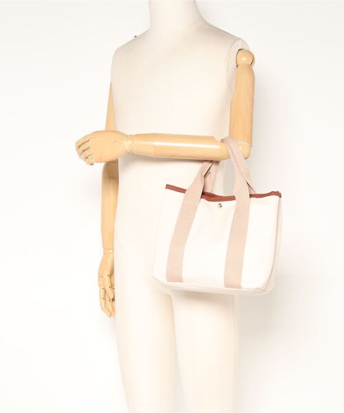 salle de bal（サルデバル）の「polka polka / ポルカポルカ 合皮 ファスナー 仕切りトート ランチトート SDI（トートバッグ・レディース・ダークブラウン/アイボリー/カーキ/ライトブラウン/ダークグレー/ブラック/ベージュ・FREE）」の11枚目の写真