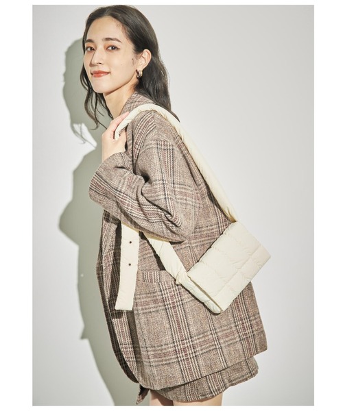 ANAP(アナップ)の「ナイロンキルティングミニショルダーバック(ショルダーバッグ・レディース・グリーン/レッド/アイボリー/ブラック・FREE)」の5枚目の写真