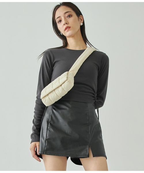 ANAP(アナップ)の「ナイロンキルティングミニショルダーバック(ショルダーバッグ・レディース・グリーン/レッド/アイボリー/ブラック・FREE)」の7枚目の写真