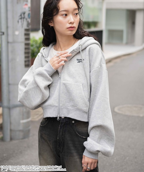 Reebok（リーボック）の「∴WEGO/別注Reebok 裏起毛ショートZIPパーカー（パーカー・レディース・ブラック/オフホワイト/杢グレー・FREE）」の10枚目の写真