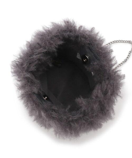 OPAQUE.CLIP（オペークドットクリップ）の「◆【2WAY】ラム風フェイクファーミニショルダーバッグ（ショルダーバッグ・レディース・チャコールグレー/ブラウン系/オフホワイト・00）」の12枚目の写真